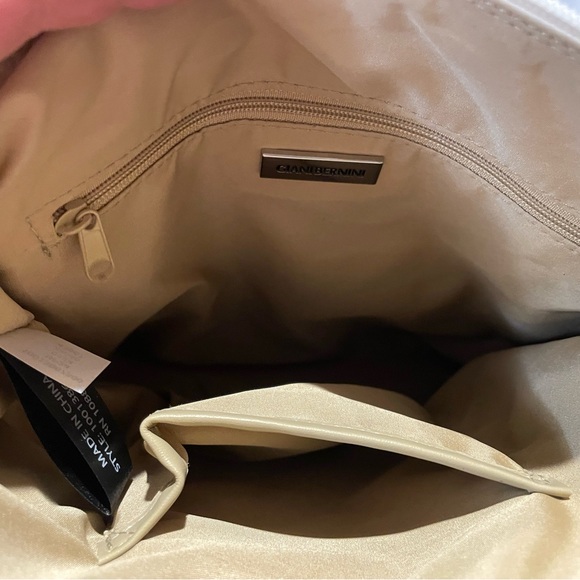 Giani Bernini Navy, Cream, and Tan Crossbody Bag - Picture 5 of 8